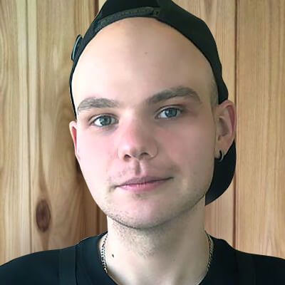 Попов Максим